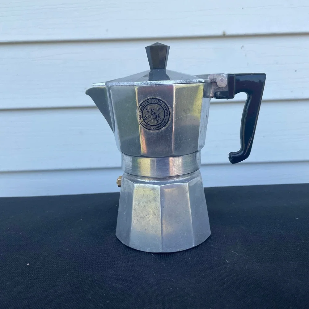Medaglia d'Oro Vintage Italian Aluminum Stovetop Espresso Moka Pot Silver Small